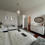 2Bdr Pretty Apartment In The Local Area Of Prague